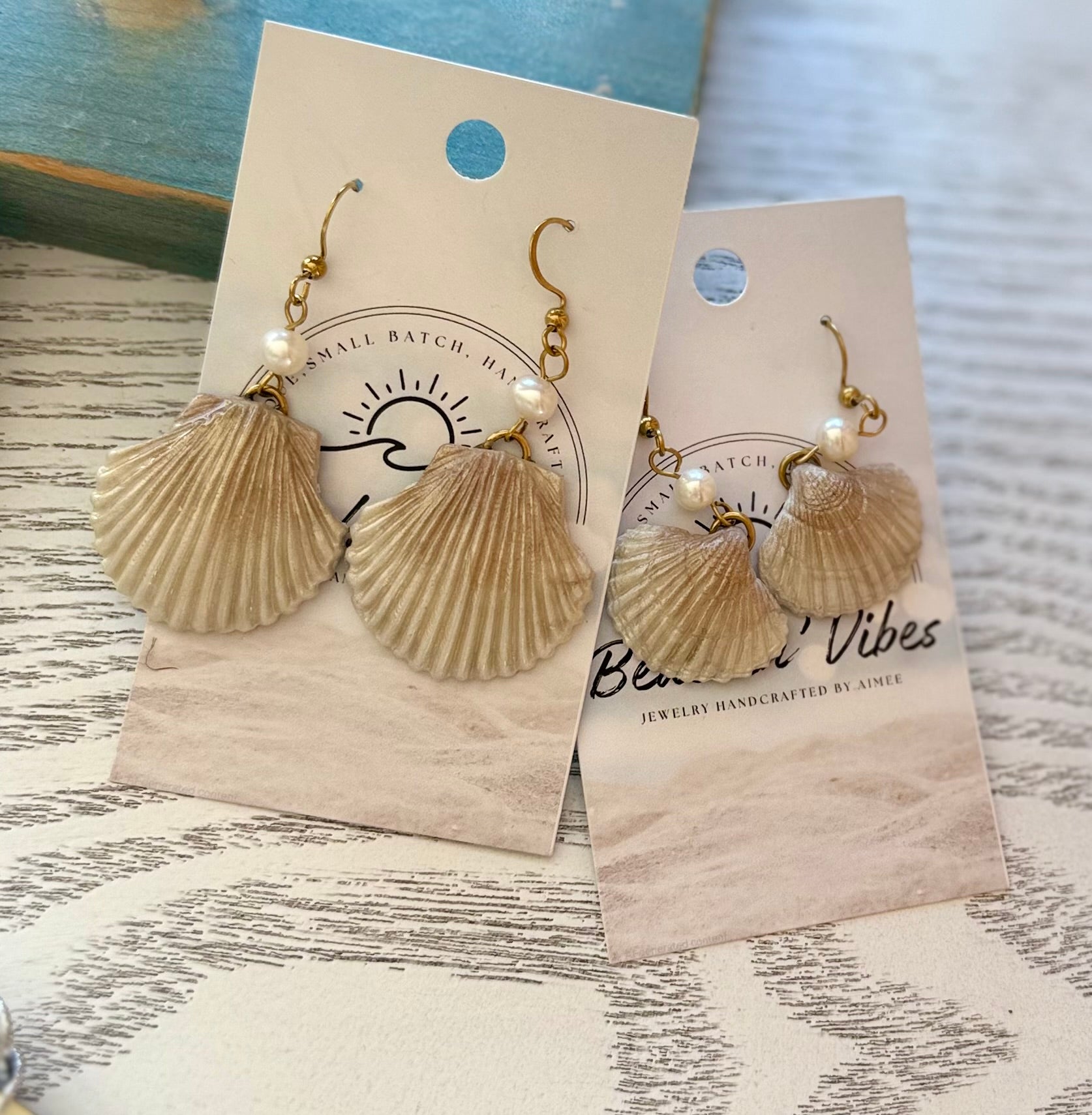 Clay Shell with Pearl Earrings